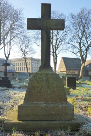 St Thomas's Churchyard, Sutton-in-Craven