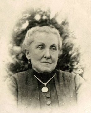 Alice Newbould, née Walton, the mother of L/Cpl Arthur Newbould