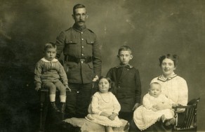 The family of Frank and Ella May Ward, née Brown