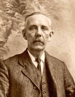 Thomas Hodgson, the father of Private Ralph C. Hodgson