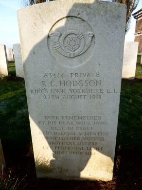 H.A.C. Cemetery, Ecoust-St. Mein