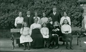 The family of Thomas and Emma Perrett née Allen, c. 1912