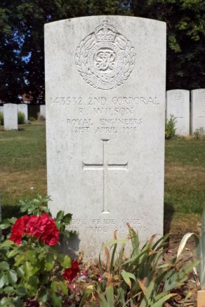 Ramparts Cemetery, Lille Gate