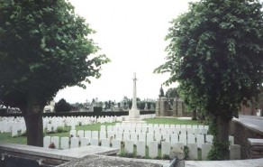 CWGC Cemetery Photo: ALBERT COMMUNAL CEMETERY EXTENSION