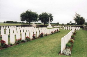 CWGC Cemetery Photo: ALBUERA CEMETERY, BAILLEUL-SIRE-BERTHOULT