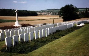CWGC Cemetery Photo: BOUILLY CROSS ROADS MILITARY CEMETERY