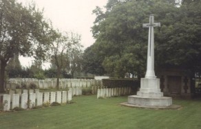 CWGC Cemetery Photo: CAUDRY BRITISH CEMETERY