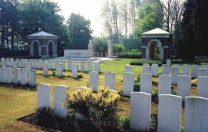 CWGC Cemetery Photo: COXYDE MILITARY CEMETERY