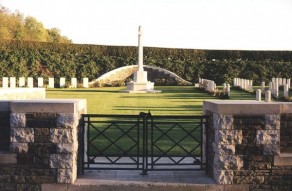 CWGC Cemetery Photo: CROISILLES RAILWAY CEMETERY