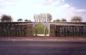 CWGC Cemetery Photo: CRUCIFIX CORNER CEMETERY, VILLERS-BRETONNEUX