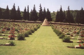 CWGC Cemetery Photo: DOIRAN MILITARY CEMETERY