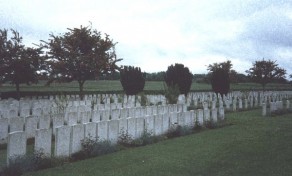 CWGC Cemetery Photo: FINS NEW BRITISH CEMETERY, SOREL-LE-GRAND
