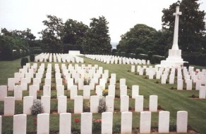 CWGC Cemetery Photo: GIAVERA BRITISH CEMETERY, ARCADE