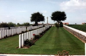 CWGC Cemetery Photo: LOCRE HOSPICE CEMETERY