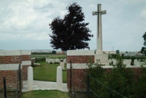 CWGC Cemetery Photo: MAPLE LEAF CEMETERY