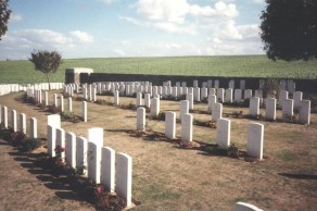 CWGC Cemetery Photo: NOREUIL AUSTRALIAN CEMETERY