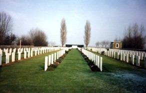 CWGC Cemetery Photo: RUE-DAVID MILITARY CEMETERY, FLEURBAIX