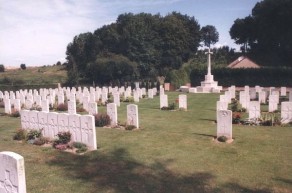 CWGC Cemetery Photo: SAILLY-AU-BOIS MILITARY CEMETERY