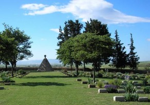 CWGC Cemetery Photo: SARIGOL MILITARY CEMETERY, KRISTON