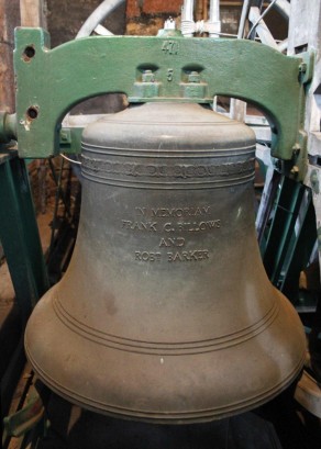(2c) - Holy Trinity Church: memorial bell (Frank Crossland Billows & Robert Barker)