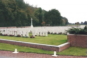 CWGC Cemetery Photo: TILLOY BRITISH CEMETERY, TILLOY-LES-MOFFLAINES