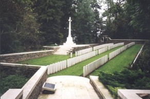 CWGC Cemetery Photo: TREFCON BRITISH CEMETERY, CAULAINCOURT