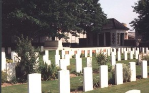 CWGC Cemetery Photo: VLAMERTINGHE NEW MILITARY CEMETERY