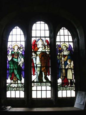 (2c) St Helen's Church: stained glass memorial window (Albert Herd)