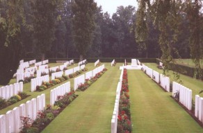 CWGC Cemetery Photo: WYTSCHAETE MILITARY CEMETERY